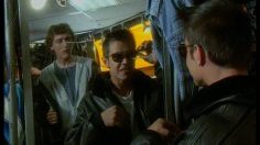 poster-9378-anti-sida-port-preservatif-la-p-tite-standardiste-236x132