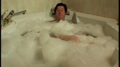 poster-9598-francaise-des-jeux-loto-la-baignoire-236x132