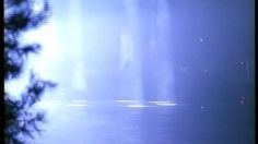 poster-9988-toys-r-us-e-t-toys-e-t-236x132