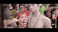 poster-26151-le-slip-francais-very-love-trip-le-film-236x132