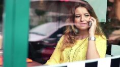 poster-26212-vodafone-red-light-application-between-us-236x132