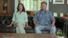 poster-26224-value-city-old-table-236x132