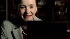 poster-26263-association-de-prevention-dermatologique-anti-cancer-allemagne-coup-de-boule-236x132