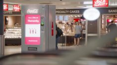 poster-26279-coca-cola-jet-blue-share-a-coke-with-humanity-236x132