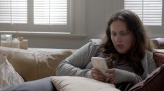 poster-26331-sofy-befresh-serviette-hygienique-ugh-moments-236x132