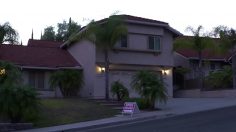 poster-26510-paranormal-activity-the-ghost-dimension-haunted-open-house-prank-236x132