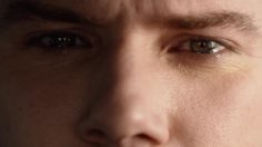 poster-26932-audi-rs7-tear-drop-236x132