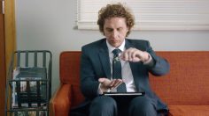 poster-27038-dollar-shave-club-creme-a-main-greasy-interview-236x132