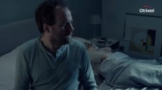 poster-27106-otriven-vous-avez-le-nez-bouche-toute-la-nuit-236x132