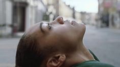 poster-27605-bose-quietcomfort-35-headphones-get-closer-236x132