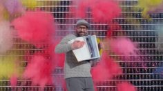 poster-27711-ok-go-walk-her-walk-the-one-moment-236x132