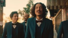 poster-27928-johnnie-walker-black-label-this-land-is-your-land-236x132