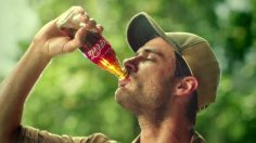 poster-27997-coca-cola-pool-boy-236x132