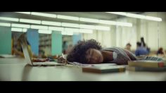 poster-28007-contrex-nous-sommes-invincibles-236x132