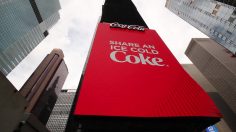 poster-28602-coca-cola-3d-coke-sign-in-times-square-236x132