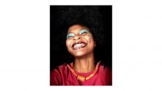 poster-29123-apple-iphone-x-selfies-on-iphone-x-236x132