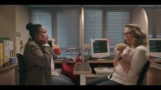 poster-30079-kfc-crunchmaster-its-finger-lickin-loud-236x132