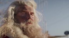 poster-30154-aldi-santa-crashes-christmas-236x132