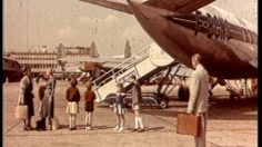 poster-30212-renault-domaine-break-800-huit-qui-se-promenent-236x132