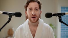 poster-30435-lynx-2-in-1-shower-shave-foam-the-chest-236x132