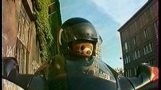 poster-7728-grumly-le-motard-236x132