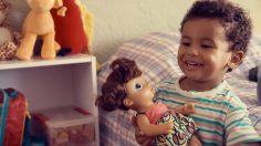 poster-30621-hasbro-baby-alive-we-all-can-take-care-236x132