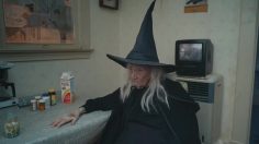 poster-30922-skittles-witch-236x132